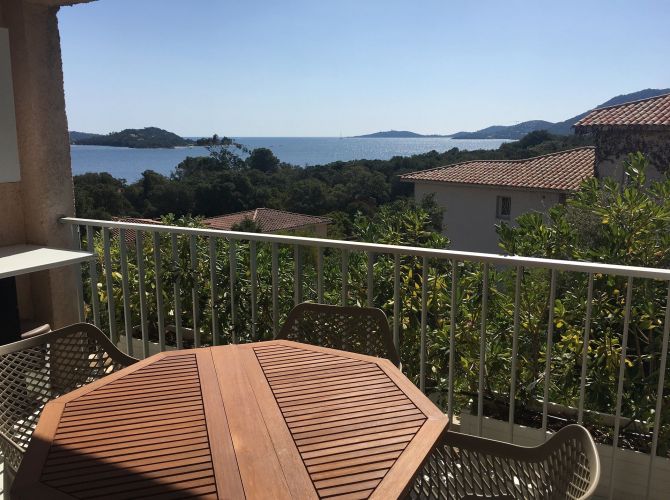 terrasse couverte avec vue panoramique